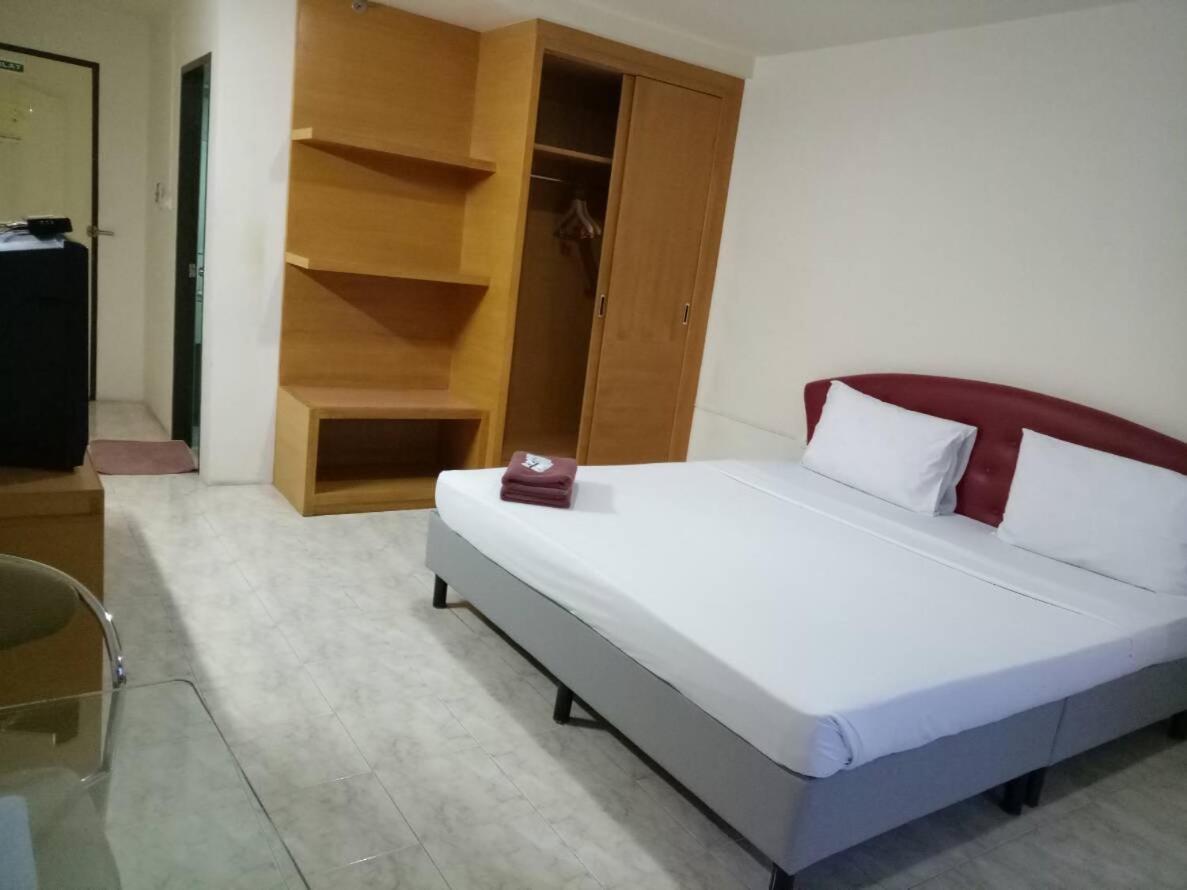 Pearl Place Hotel Hat Yai Exteriör bild