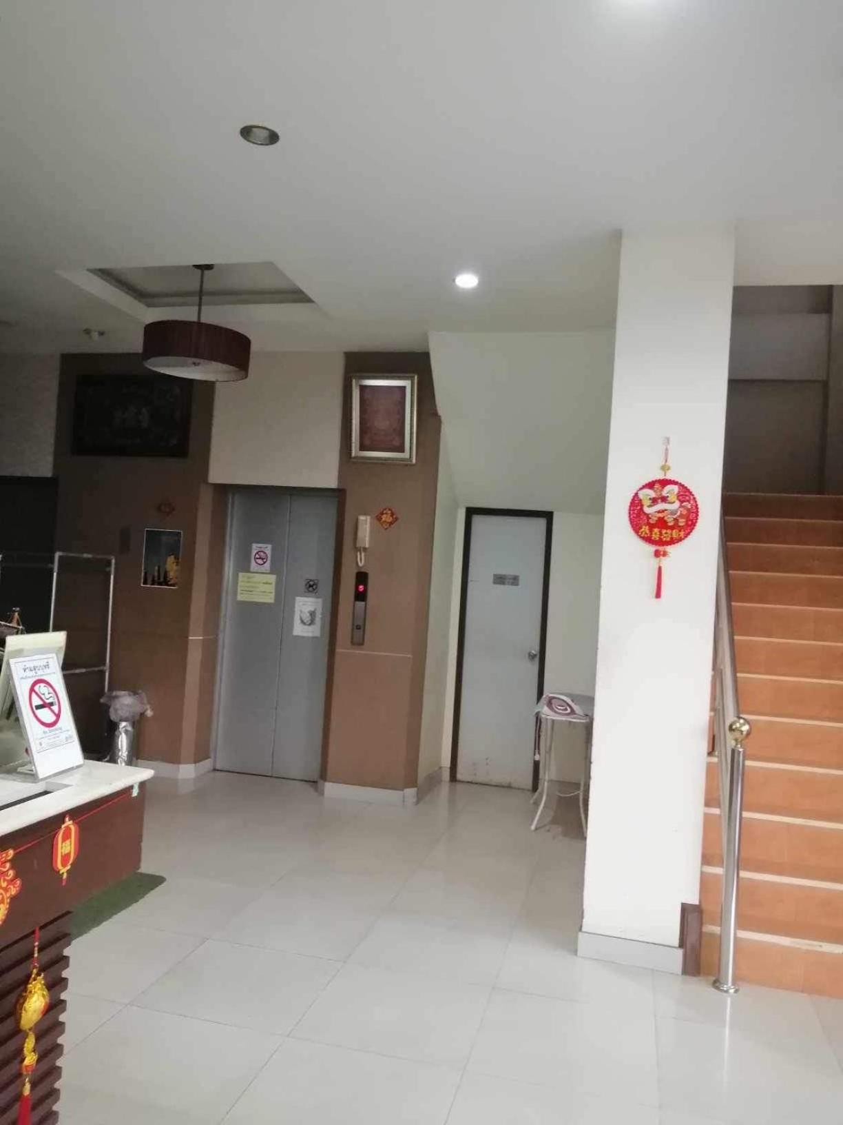 Pearl Place Hotel Hat Yai Exteriör bild