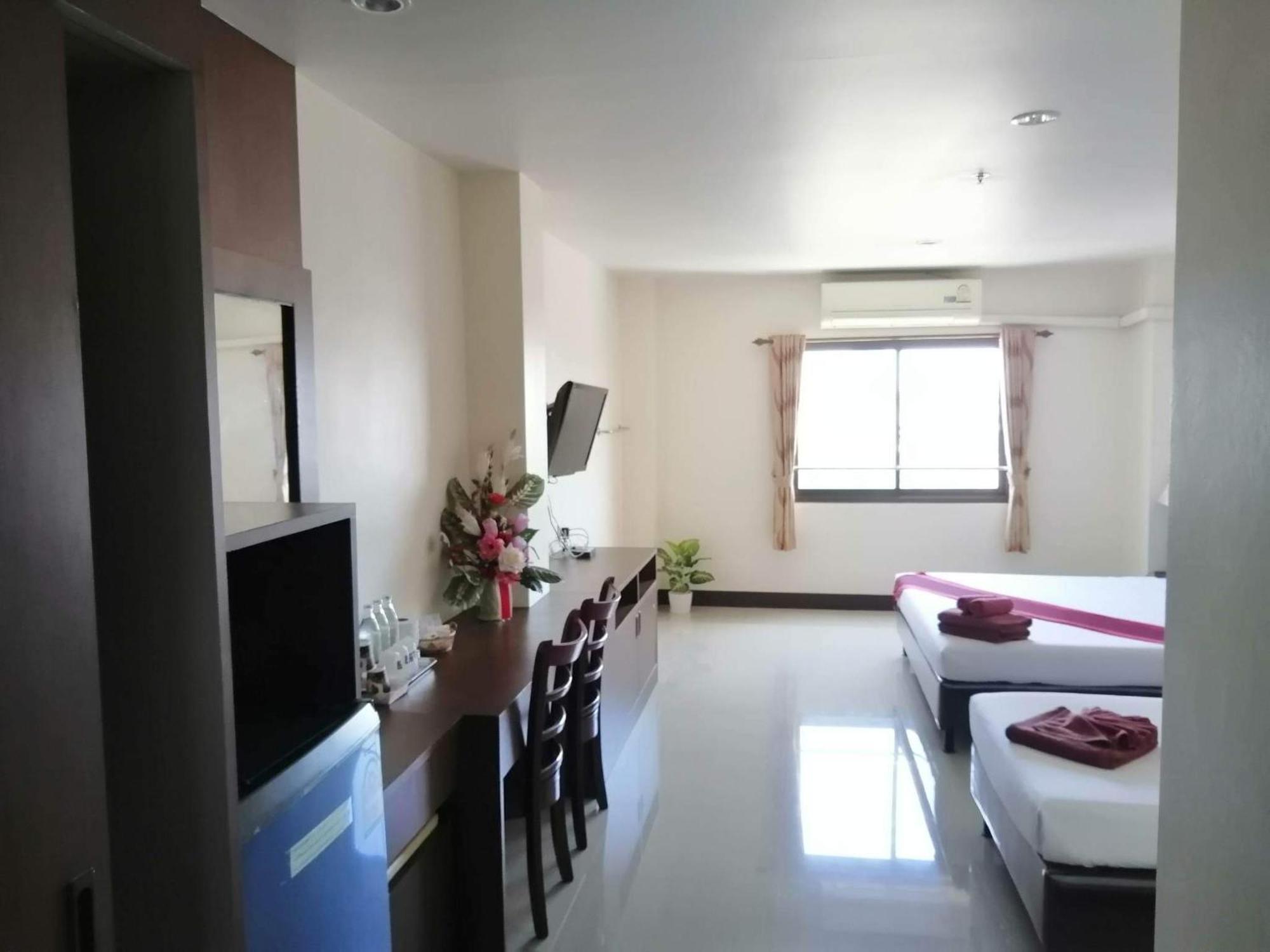 Pearl Place Hotel Hat Yai Exteriör bild