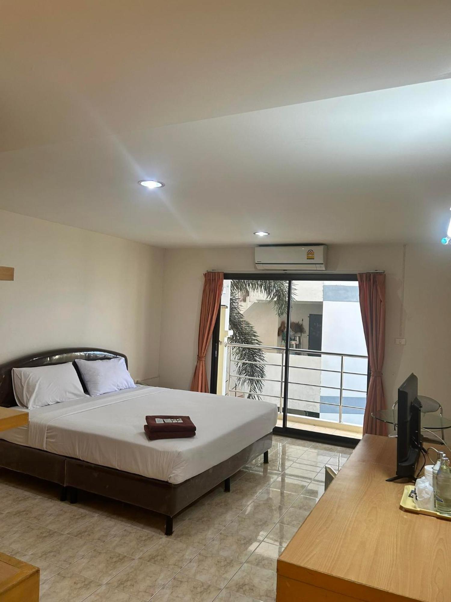 Pearl Place Hotel Hat Yai Exteriör bild