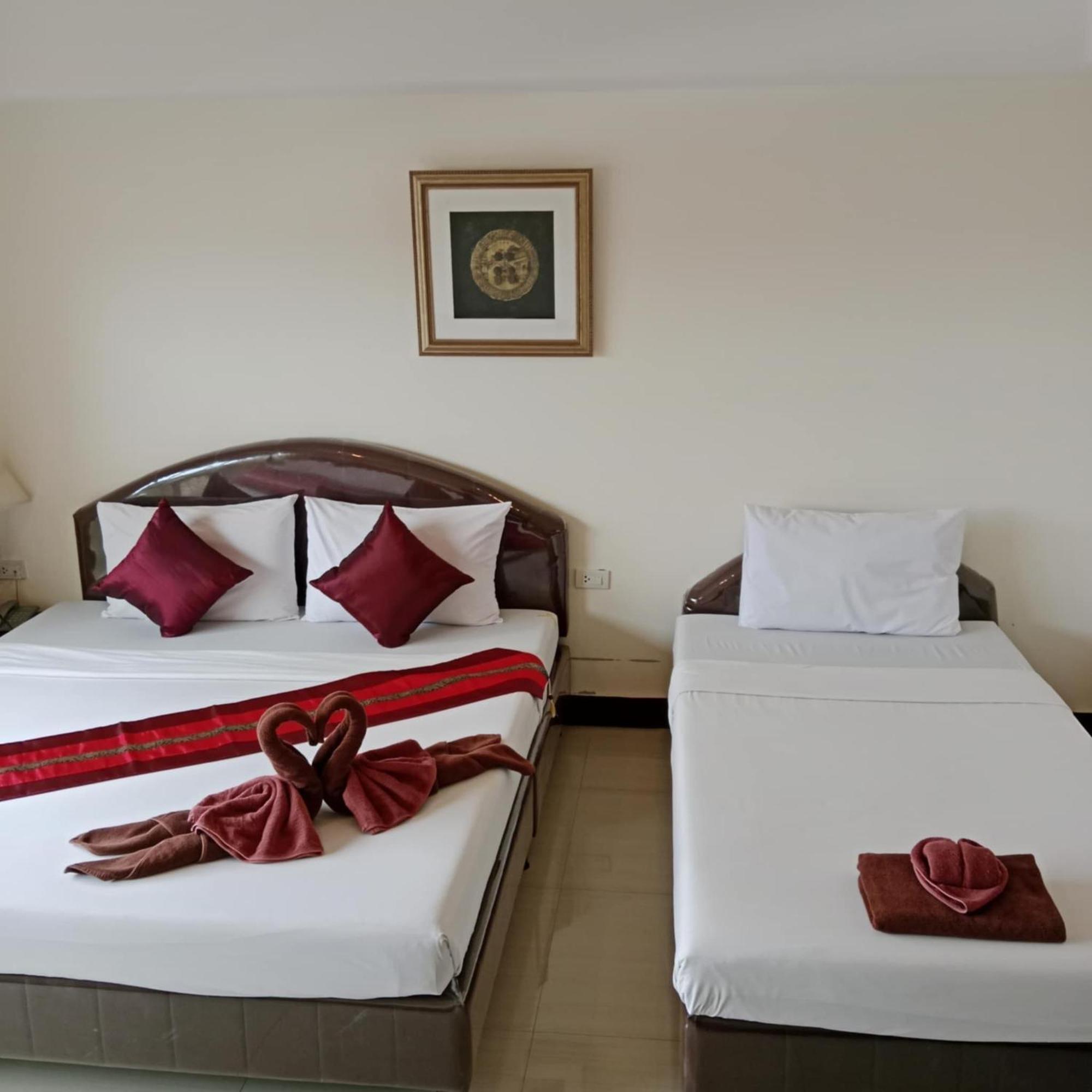 Pearl Place Hotel Hat Yai Exteriör bild